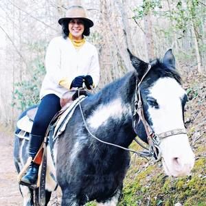 Meet your Posher, Rebecca